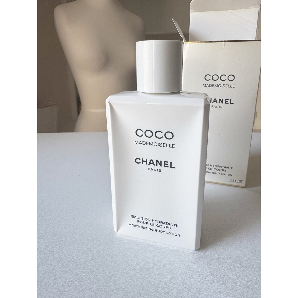 Chanel Coco Mademoiselle Hydrating Body Lotion 6.8 fl oz